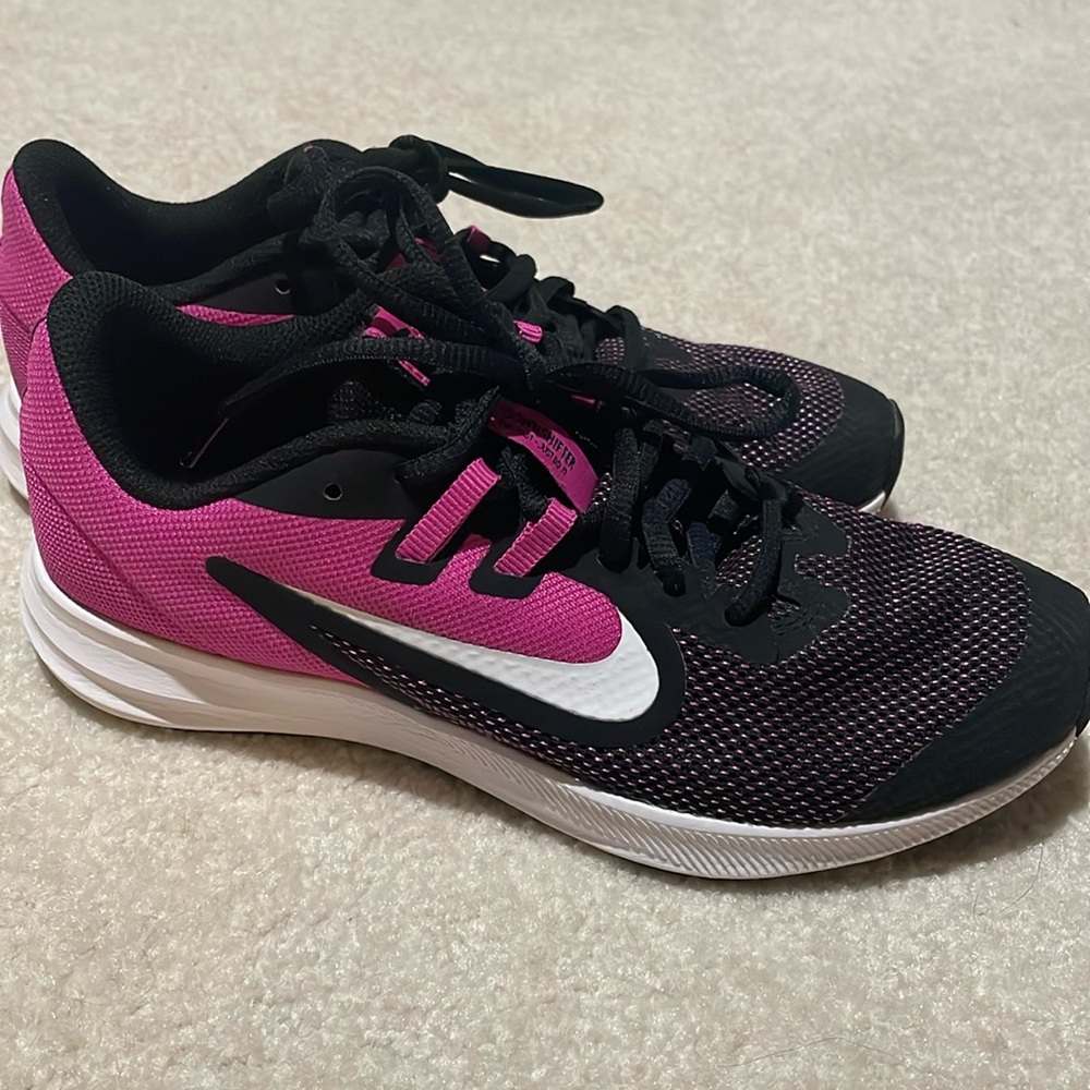 Nike | athletic shoes